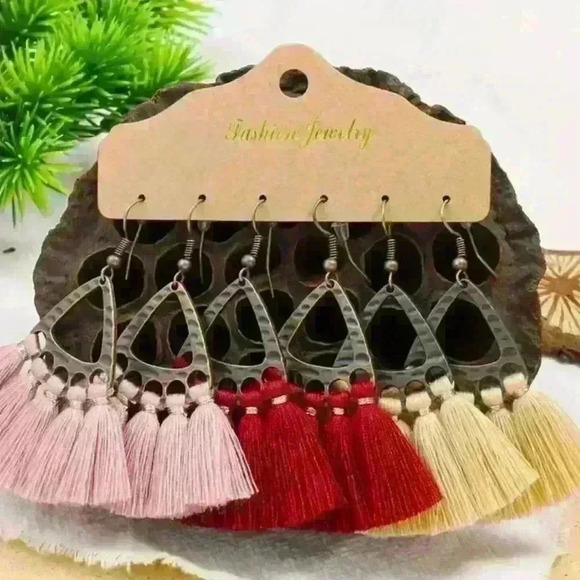 3 Pairs of Fan Shape Tassel Earrings - Picture 2 of 2